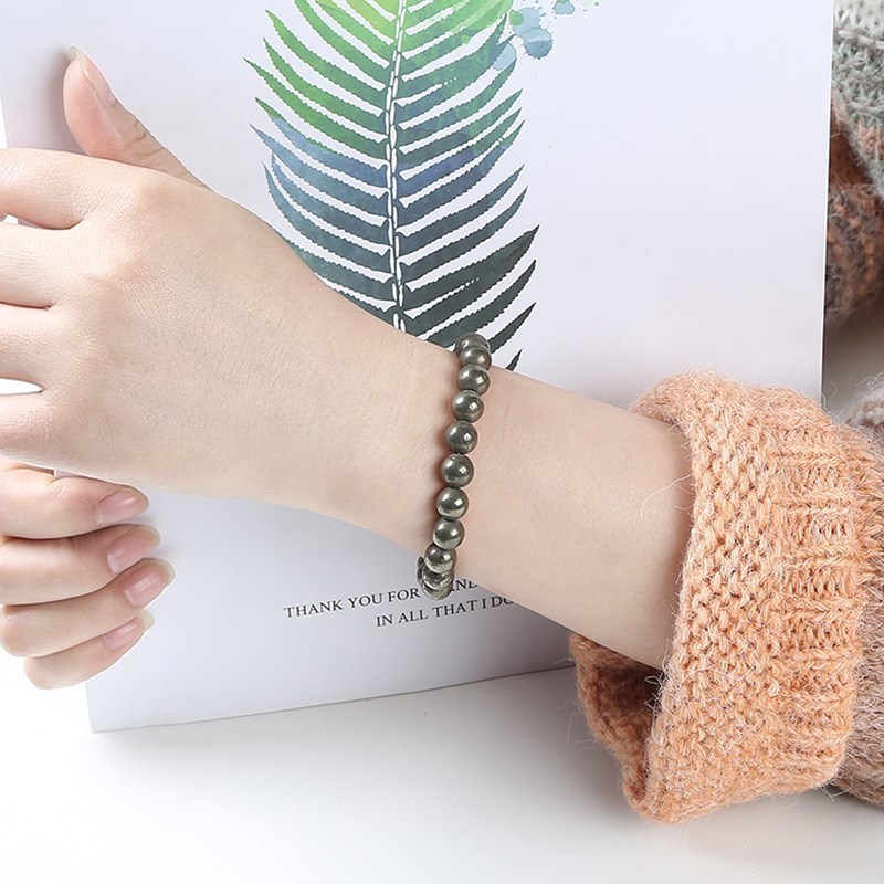 أساور خرز البيريت الطبيعي من J - مراجعة Yoga Fitness Tracker وسعره